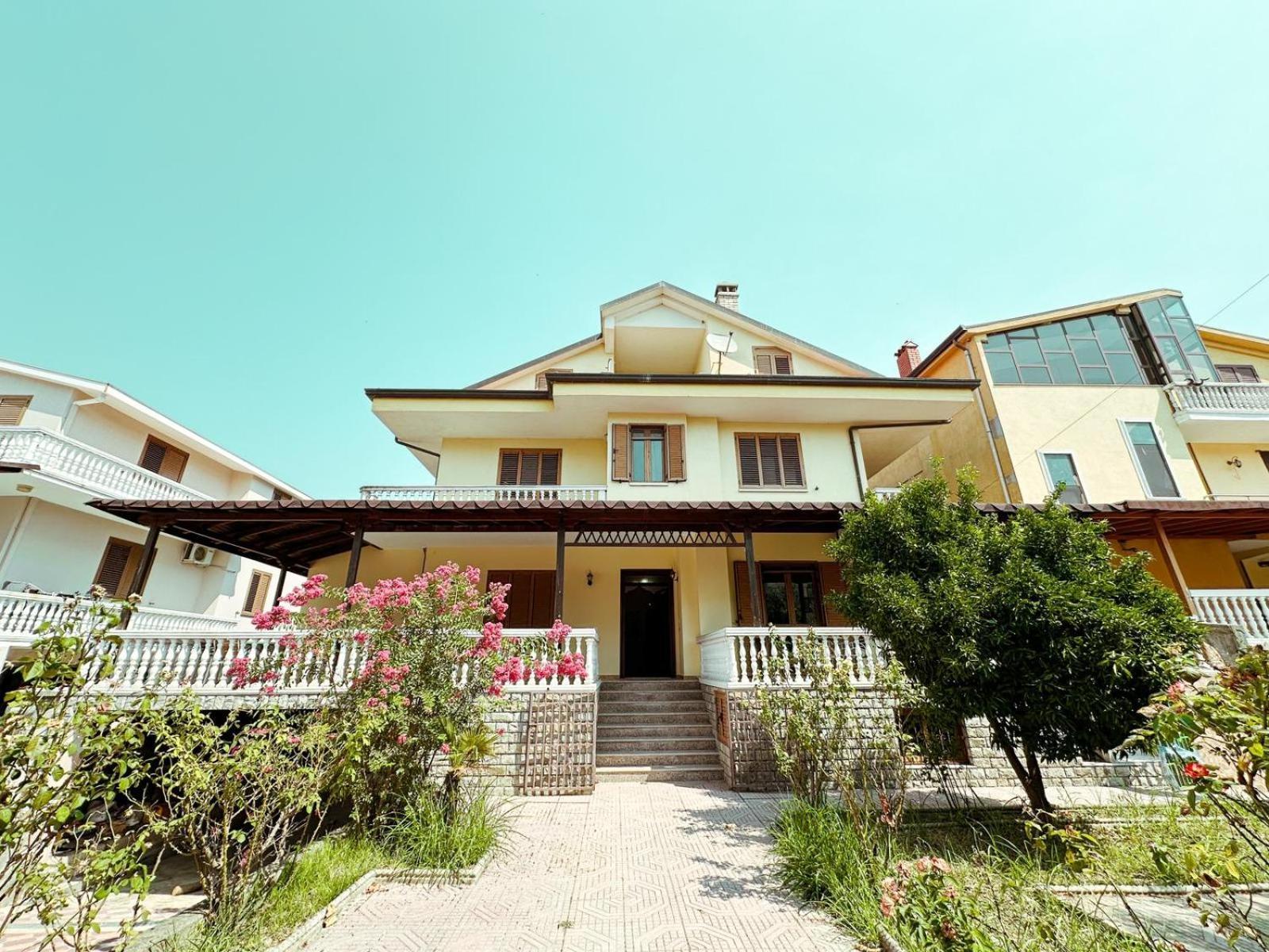 Vizion Hotel Shkodër Pokoj fotografie